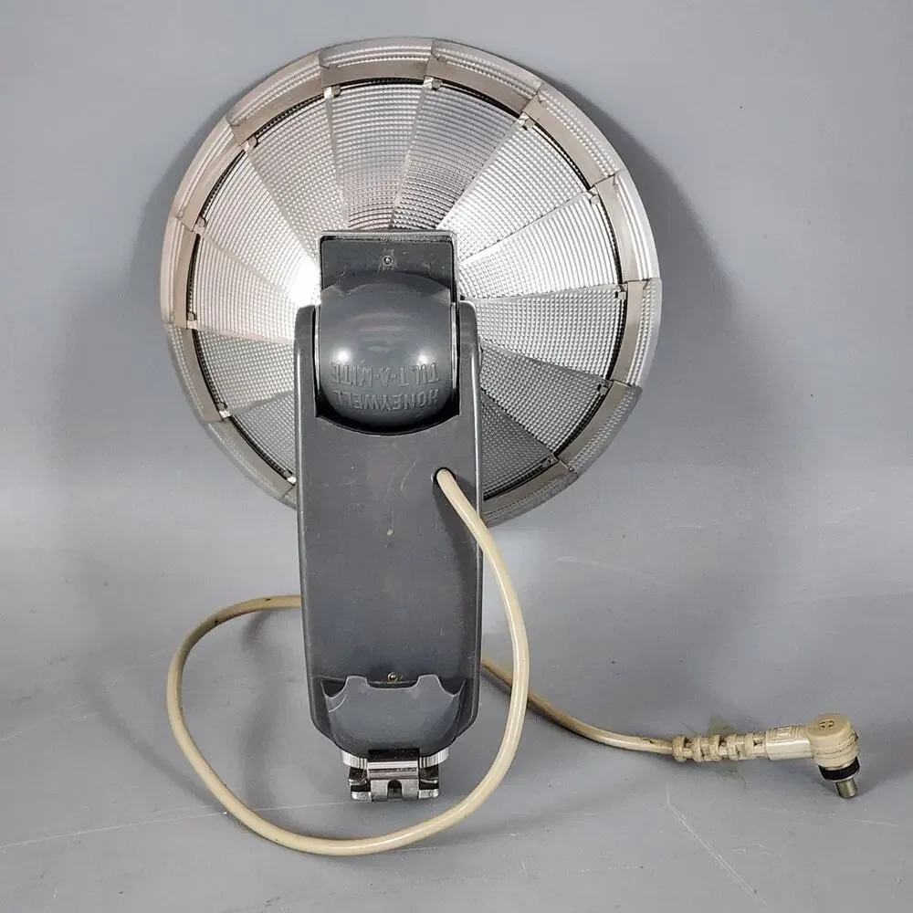 Honeywell Tilt-A-Mite Camera Flash Unit Collapsible Fan - Untested